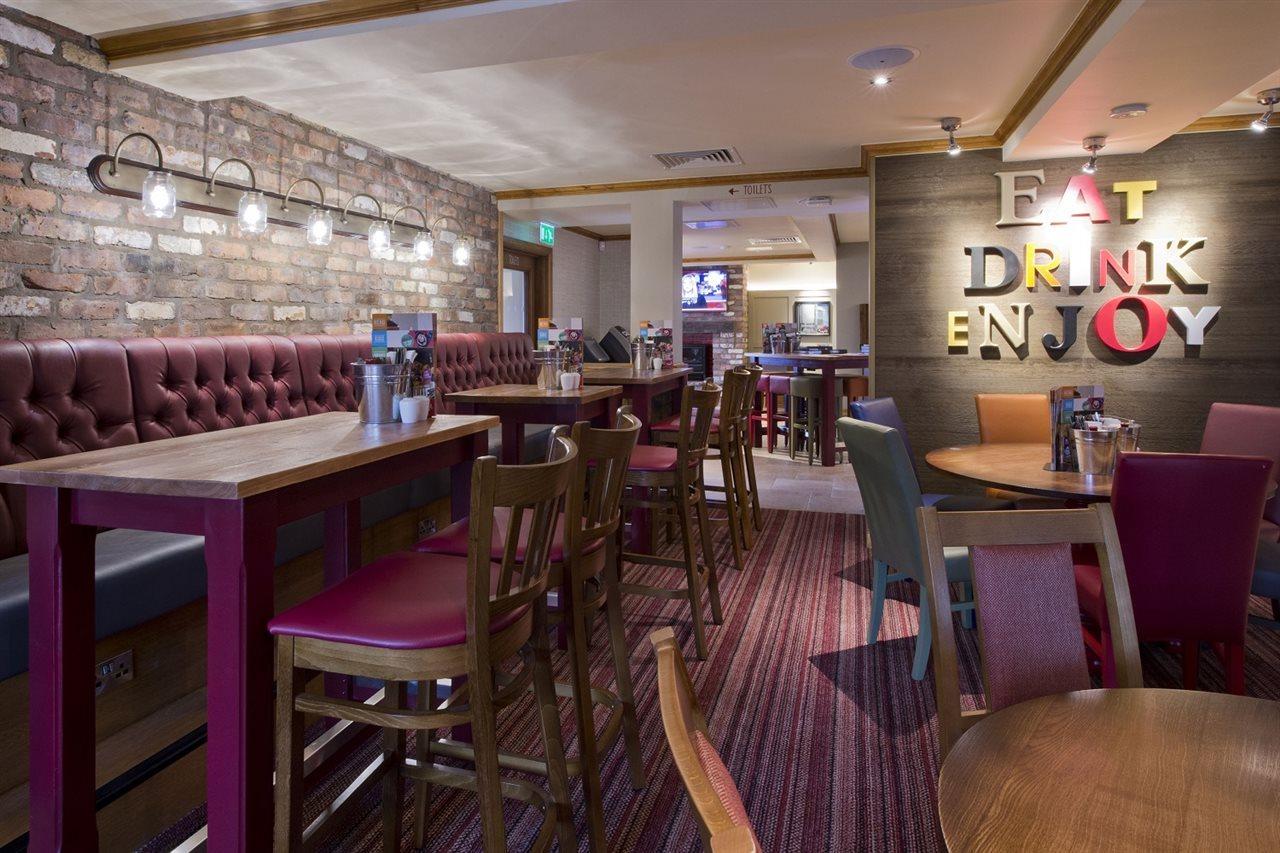 Premier Inn Premier Inn Bideford Ngoại thất bức ảnh