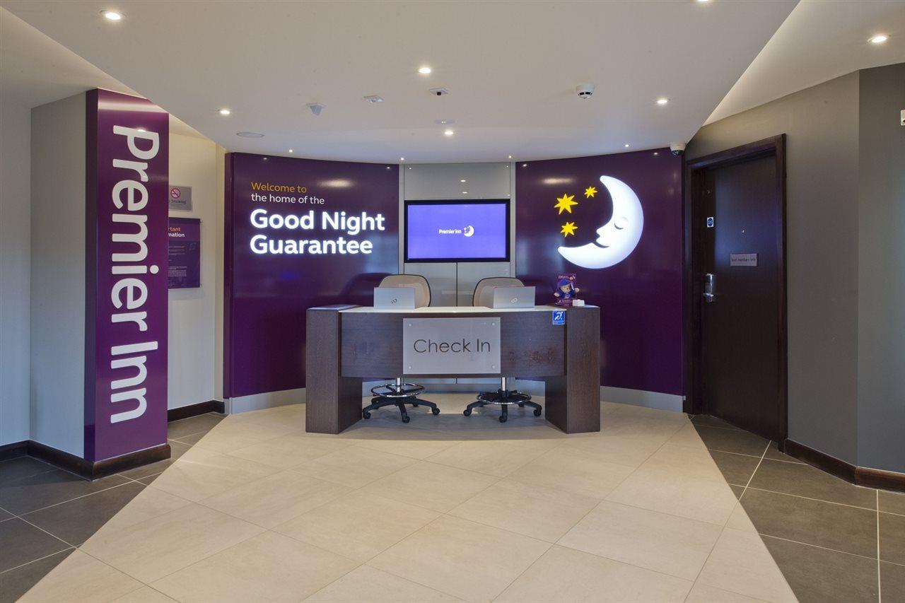 Premier Inn Premier Inn Bideford Ngoại thất bức ảnh
